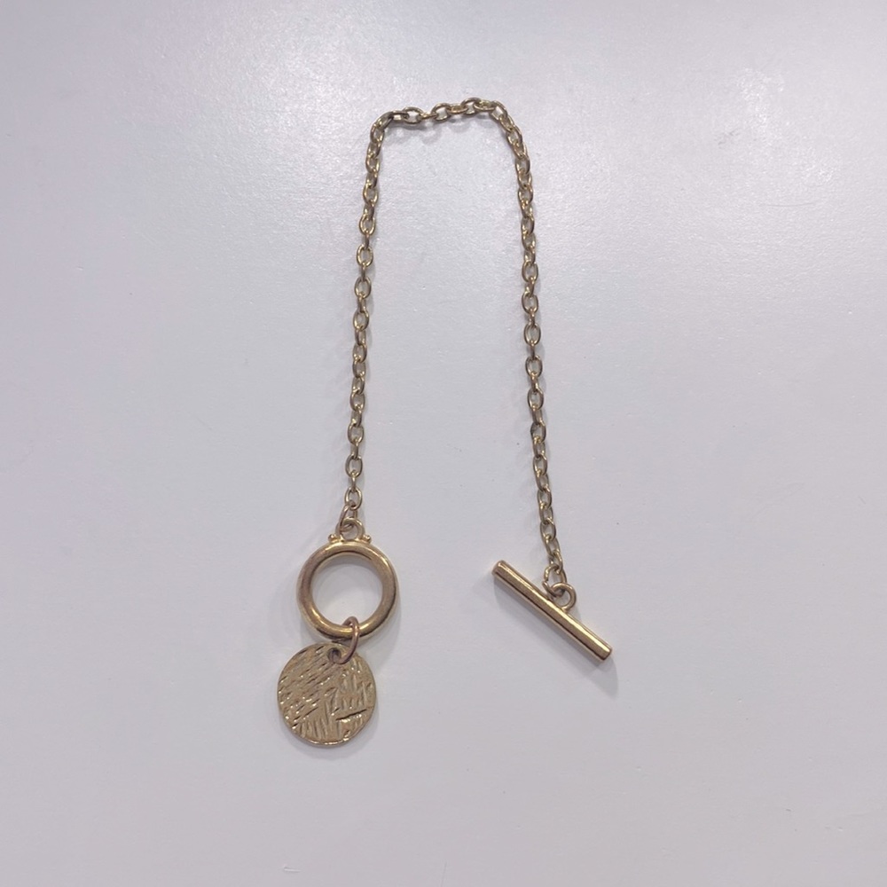 gold bracelet